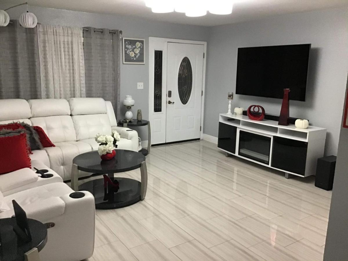 Mary'S Luxury House Βίλα Τάμπα Εξωτερικό φωτογραφία