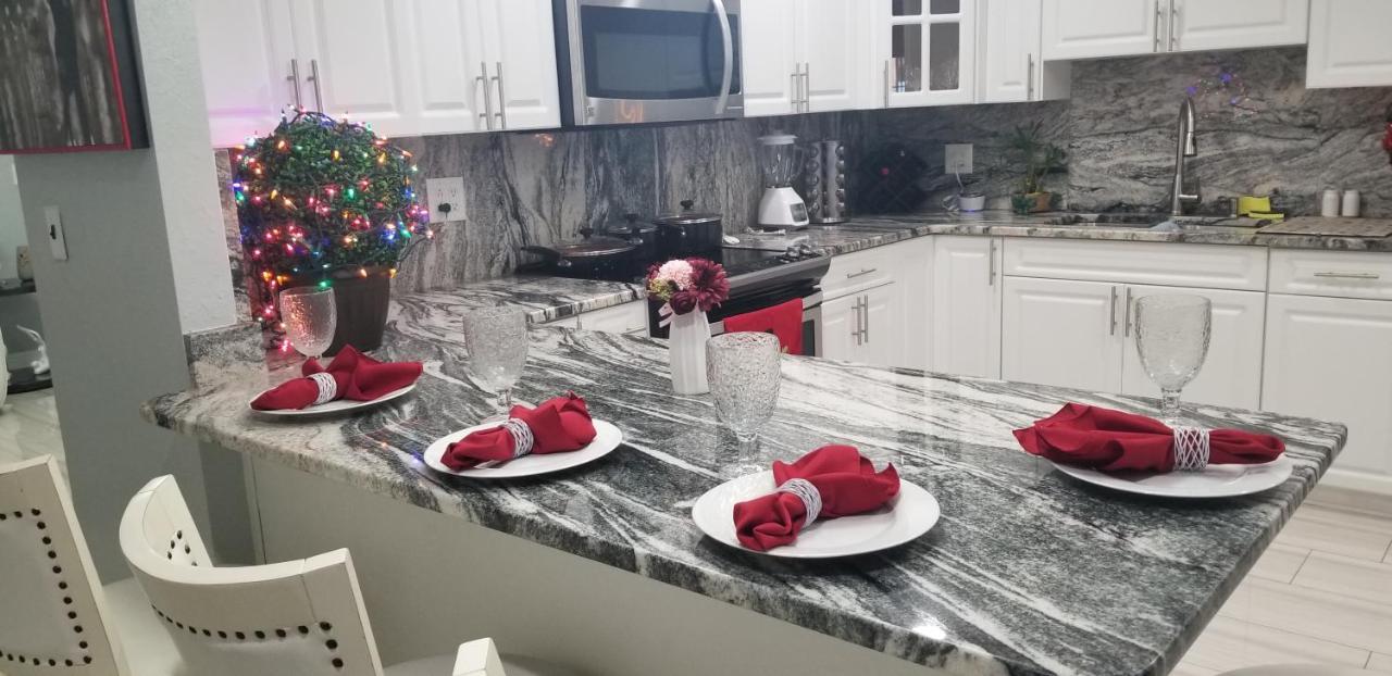 Mary'S Luxury House Βίλα Τάμπα Εξωτερικό φωτογραφία